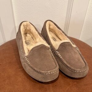 UGG Women’s Tan/Taupe Suede Slip-On Loafers
